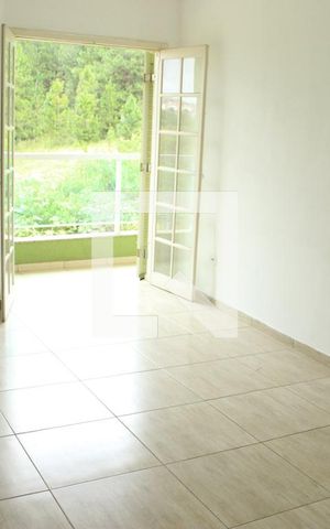 Casa à venda com 180m², 3 quartos e sem vagaSuíte