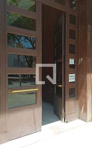 Studio à venda com 25m², 1 quarto e sem vaga Studio à venda com 25m², 1 quarto e sem vagaFachada
