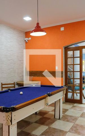 Casa para alugar com 179m², 2 quartos e 2 vagasQuintal