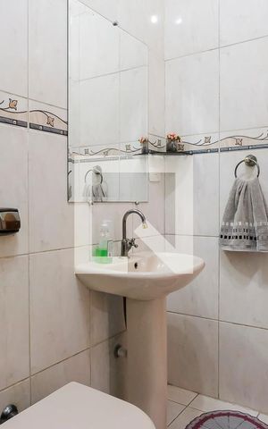 Casa para alugar com 179m², 2 quartos e 2 vagasBanheiro 