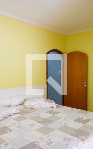 Casa para alugar com 179m², 2 quartos e 2 vagasSuíte