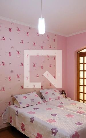 Casa para alugar com 179m², 2 quartos e 2 vagasQuarto 