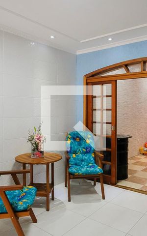 Casa para alugar com 179m², 2 quartos e 2 vagasSala 1