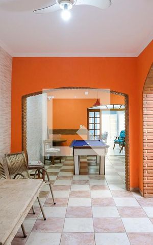 Casa para alugar com 179m², 2 quartos e 2 vagasQuintal
