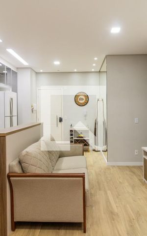 Apartamento à venda com 80m², 2 quartos e 1 vaga Apartamento à venda com 80m², 2 quartos e 1 vagaSala