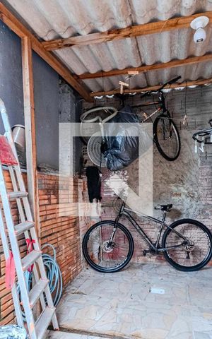 Casa para alugar com 290m², 5 quartos e 3 vagas Casa para alugar com 290m², 5 quartos e 3 vagasÁrea externa