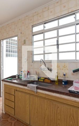 Casa à venda com 300m², 3 quartos e 2 vagasCozinha