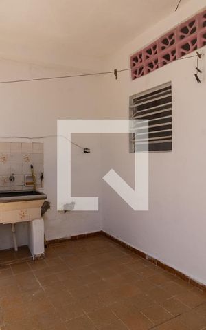 Casa à venda com 300m², 3 quartos e 2 vagasÁrea de Serviço