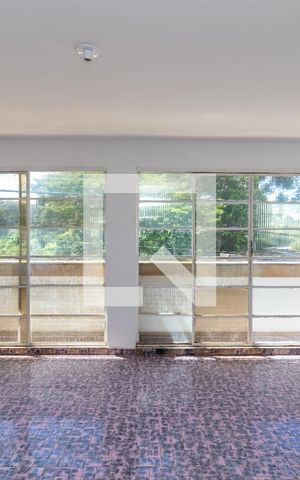 Casa à venda com 300m², 3 quartos e 2 vagasVista da Sala de Estar