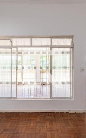 Casa à venda com 300m², 3 quartos e 2 vagasSala de Estar