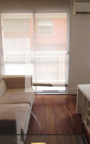 Apartamento à venda com 40m², 1 quarto e 1 vagaSala
