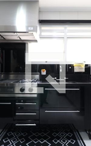 Apartamento à venda com 366m², 5 quartos e 5 vagasCozinha