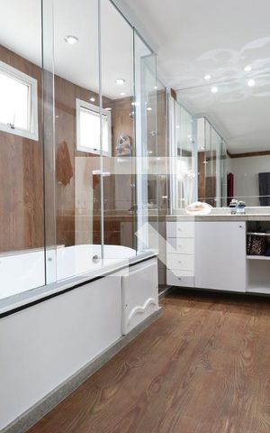 Apartamento à venda com 366m², 5 quartos e 5 vagasBanheiro da Suíte Master