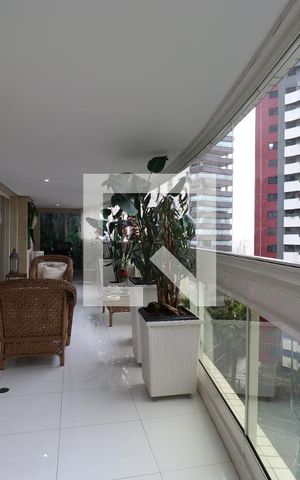Apartamento à venda com 366m², 5 quartos e 5 vagasVaranda da Sala
