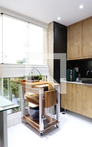 Apartamento à venda com 366m², 5 quartos e 5 vagasChurrasqueira