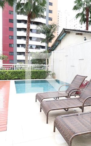 Apartamento à venda com 366m², 5 quartos e 5 vagasÁrea comum - Piscina