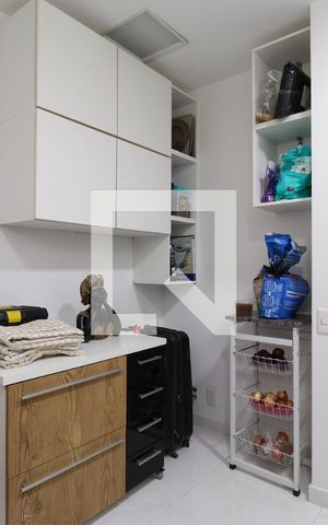 Apartamento à venda com 366m², 5 quartos e 5 vagasQuarto de Serviço
