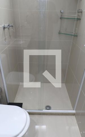 Apartamento à venda com 366m², 5 quartos e 5 vagasBanheiro da Suíte 3