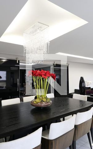 Apartamento à venda com 366m², 5 quartos e 5 vagasSala de Jantar