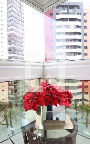 Apartamento à venda com 366m², 5 quartos e 5 vagasVaranda da suite master