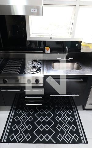Apartamento à venda com 366m², 5 quartos e 5 vagasCozinha
