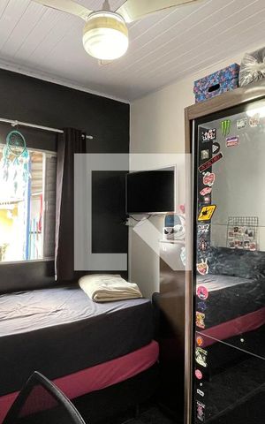 Casa à venda com 300m², 8 quartos e 3 vagas Casa à venda com 300m², 8 quartos e 3 vagasCasa 5 Quarto 1