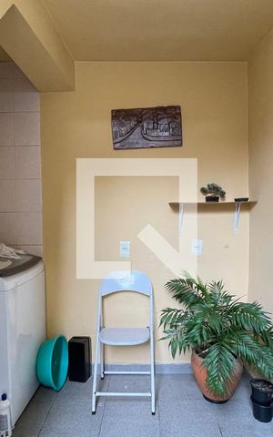 Casa à venda com 300m², 8 quartos e 3 vagas Casa à venda com 300m², 8 quartos e 3 vagasCasa 1 Área de Serviço