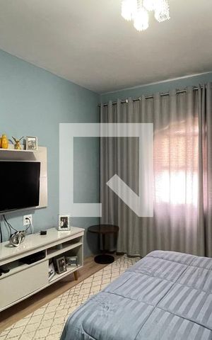 Casa à venda com 300m², 8 quartos e 3 vagas Casa à venda com 300m², 8 quartos e 3 vagasCasa 2 Quarto 1