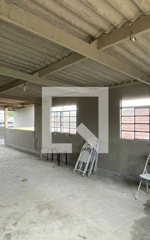 Casa à venda com 300m², 8 quartos e 3 vagas Casa à venda com 300m², 8 quartos e 3 vagasCasa 1 Terraço