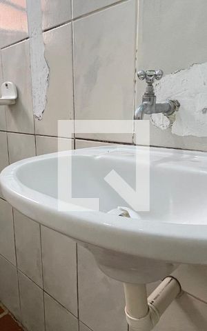 Casa à venda com 300m², 8 quartos e 3 vagas Casa à venda com 300m², 8 quartos e 3 vagasCasa 3 Banheiro