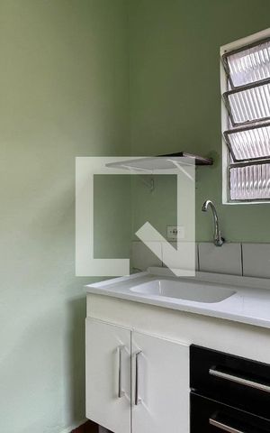 Casa à venda com 300m², 8 quartos e 3 vagas Casa à venda com 300m², 8 quartos e 3 vagasCasa 3 Cozinha
