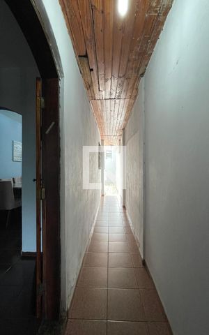 Casa à venda com 300m², 8 quartos e 3 vagas Casa à venda com 300m², 8 quartos e 3 vagasÁrea Comum