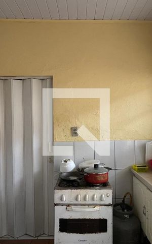 Casa à venda com 300m², 8 quartos e 3 vagas Casa à venda com 300m², 8 quartos e 3 vagasCasa 4 Cozinha