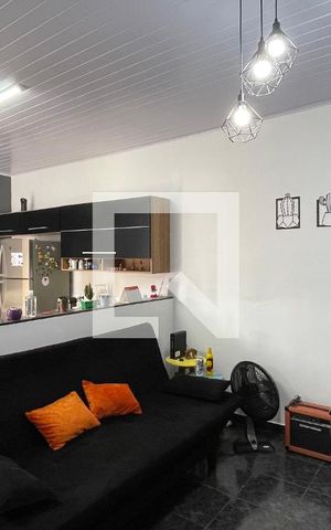 Casa à venda com 300m², 8 quartos e 3 vagas Casa à venda com 300m², 8 quartos e 3 vagasCasa 5 Sala