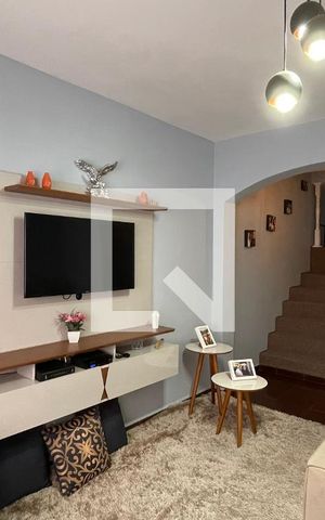 Casa à venda com 300m², 8 quartos e 3 vagas Casa à venda com 300m², 8 quartos e 3 vagasCasa 2 Sala