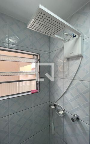 Casa à venda com 300m², 8 quartos e 3 vagas Casa à venda com 300m², 8 quartos e 3 vagasCasa 5 Banheiro