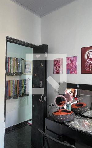 Casa à venda com 300m², 8 quartos e 3 vagas Casa à venda com 300m², 8 quartos e 3 vagasCasa 5 Quarto 1