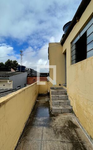 Casa à venda com 300m², 8 quartos e 3 vagas Casa à venda com 300m², 8 quartos e 3 vagasCasa 1 Entrada Terraço
