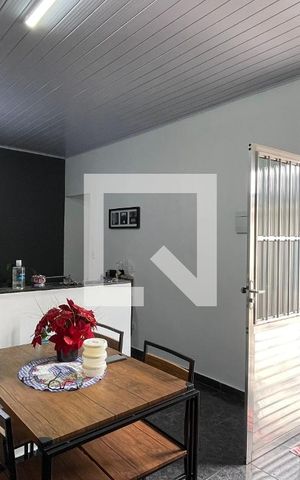 Casa à venda com 300m², 8 quartos e 3 vagas Casa à venda com 300m², 8 quartos e 3 vagasCasa 5 Cozinha