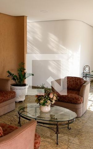 Apartamento à venda com 138m², 4 quartos e 2 vagas Apartamento à venda com 138m², 4 quartos e 2 vagasHall de entrada