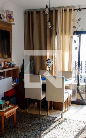 Apartamento à venda com 138m², 4 quartos e 2 vagas Apartamento à venda com 138m², 4 quartos e 2 vagassala