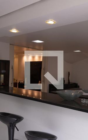Casa à venda com 350m², 4 quartos e 3 vagasCozinha