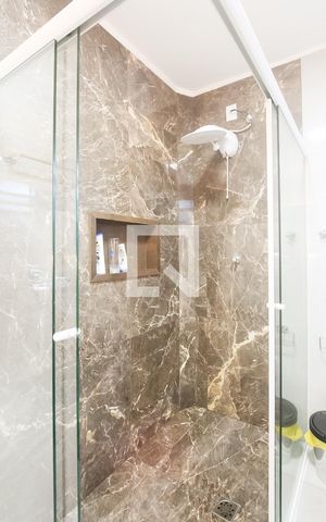 Apartamento à venda com 90m², 3 quartos e 1 vaga Apartamento à venda com 90m², 3 quartos e 1 vagaBanheiro social