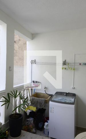 Casa à venda com 250m², 3 quartos e 1 vagaÁrea de Serviço