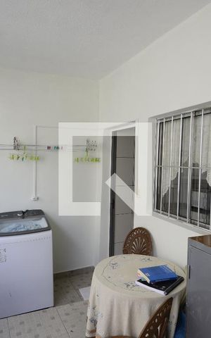 Casa à venda com 250m², 3 quartos e 1 vagaÁrea de Serviço