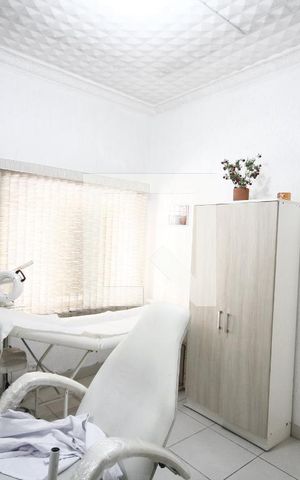 Casa à venda com 250m², 3 quartos e 1 vagaQuarto 1 Casa 2
