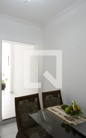 Casa à venda com 250m², 3 quartos e 1 vagaSala de Jantar