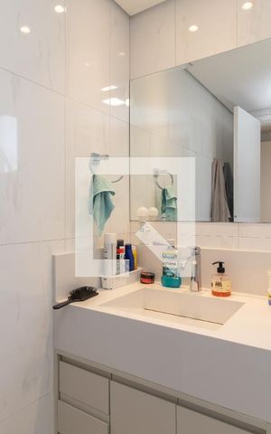 Apartamento à venda com 44m², 1 quarto e 2 vagasBanheiro da Suíte