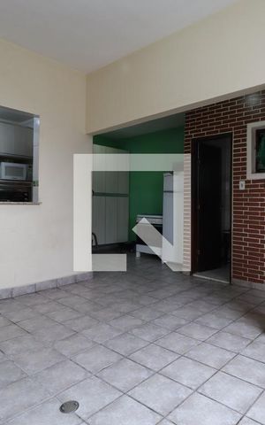 Casa à venda com 246m², 3 quartos e 3 vagasVaranda gourmet