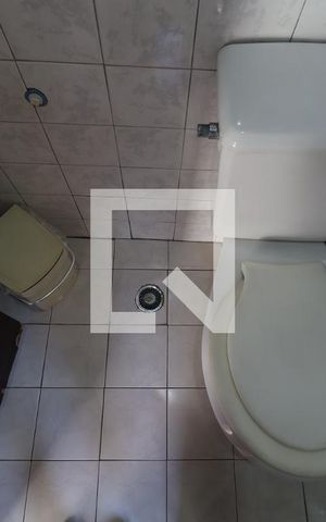 Casa à venda com 246m², 3 quartos e 3 vagasBanheiro de serviço